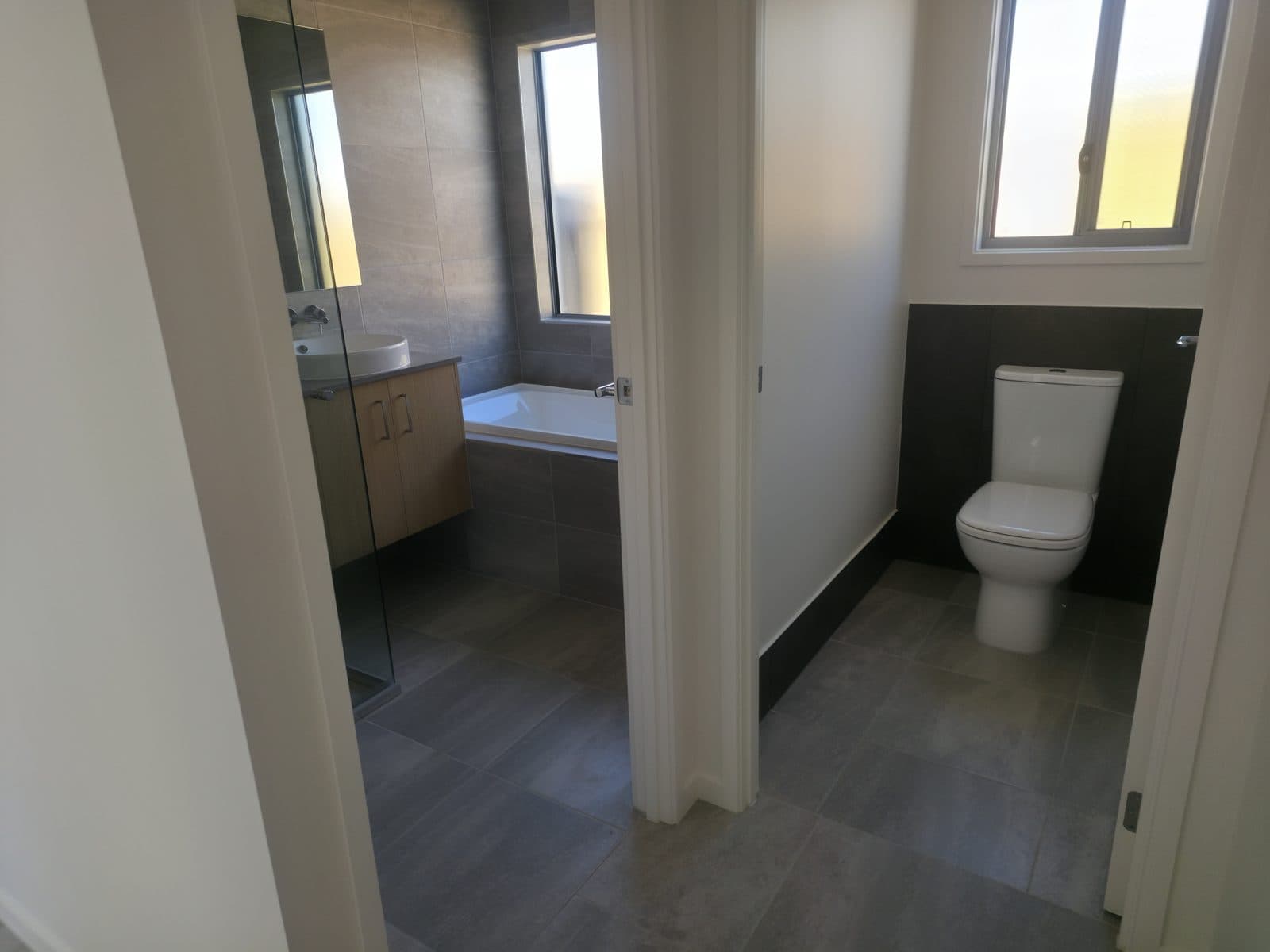 Bathroom — sparkle finish, Sunshine Coast · Bleach Me Clean